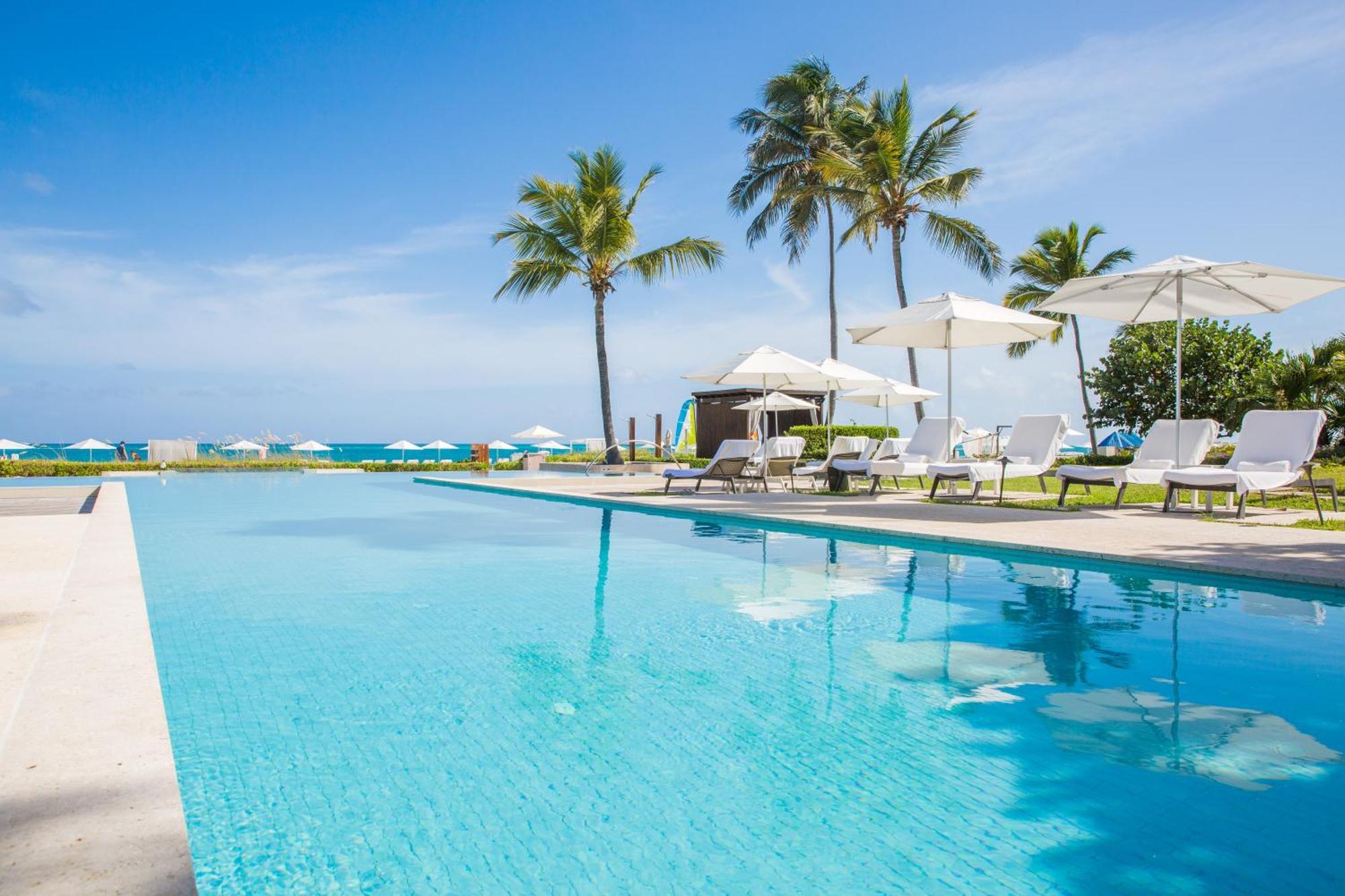 Отель Grace Bay Club Экстерьер фото